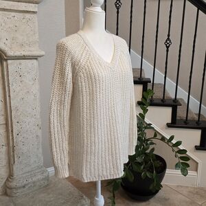 American Eagle Outfitters Cream V-Neck Sweater